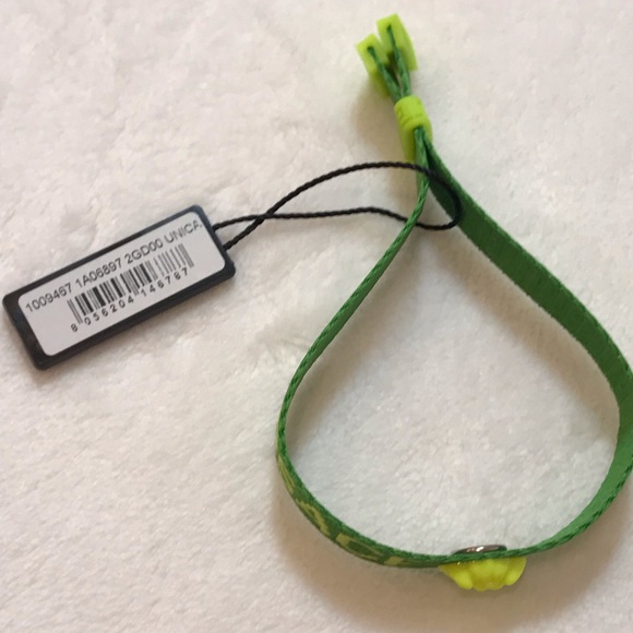 VERSACE BRACELET - Picture 3 of 6